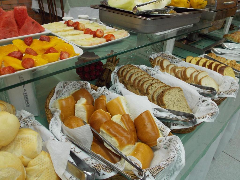 Hotel Porto Alegre Zewnętrze zdjęcie